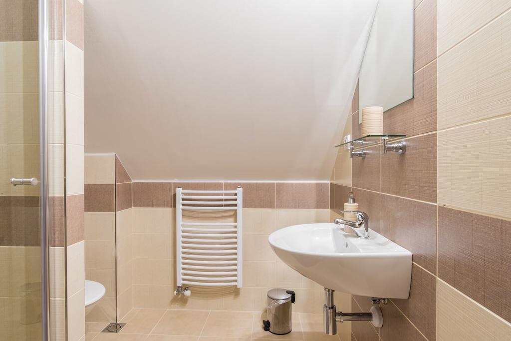Ubytovani Krkonose Hotel Horni Lanov Ngoại thất bức ảnh